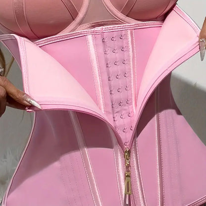 SculptZip™- Shaping Waist with Closure For Maximum Control.