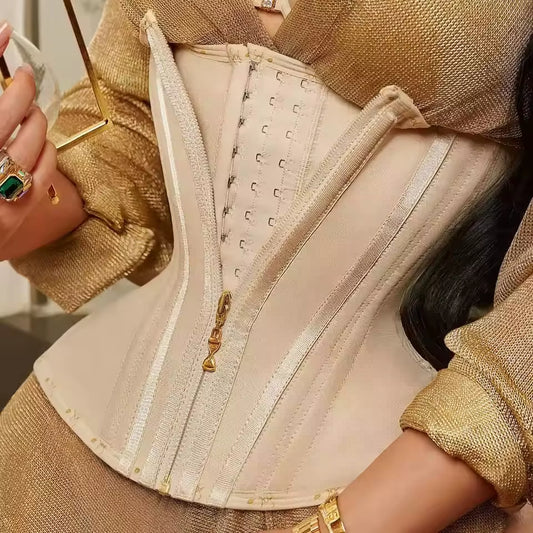 SculptZip™- Shaping Waist with Closure For Maximum Control.